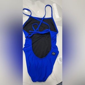 JOLYN Jackson 4 one piece swimsuit, size 32